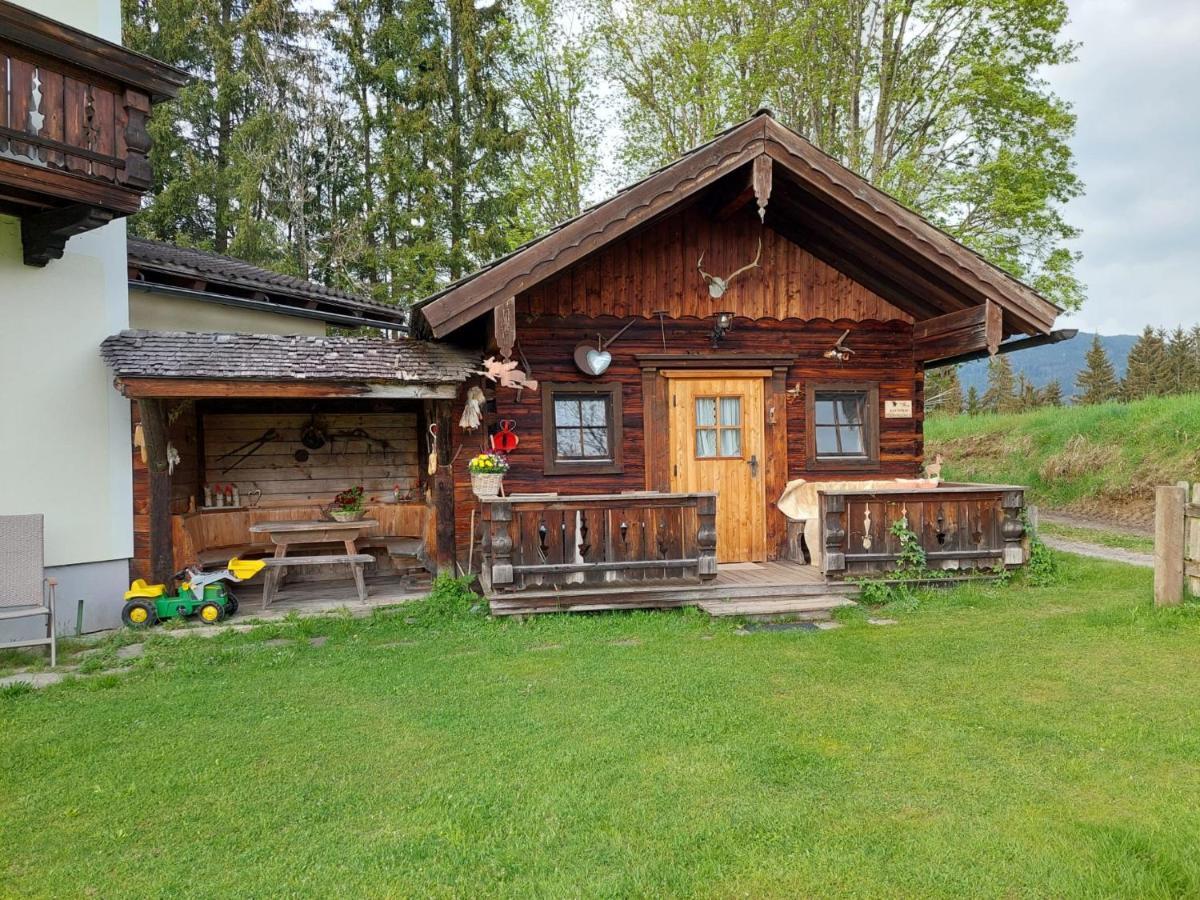 Hexenhaus Apartment Huttau Exterior photo